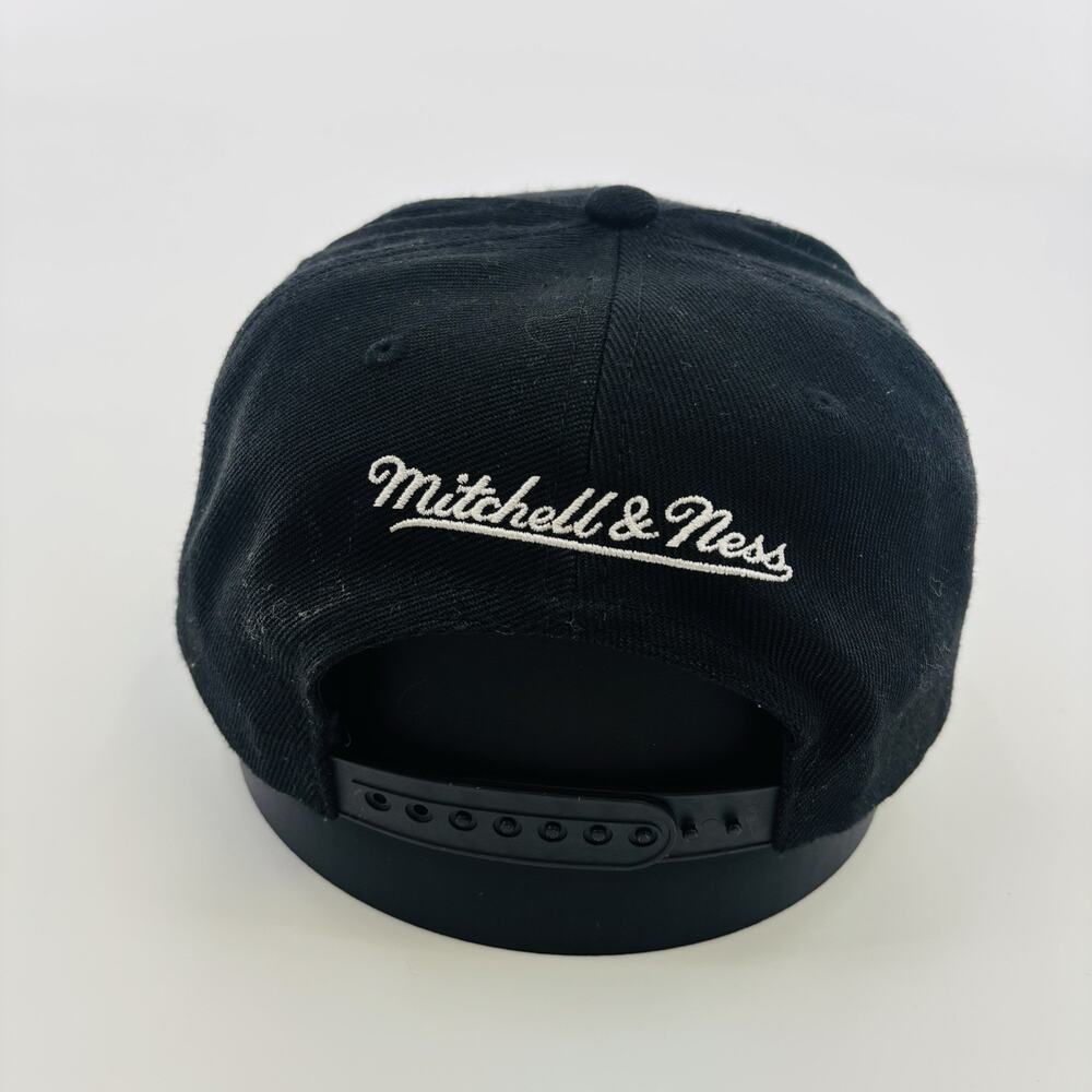 Toronto Raptors Hat Cap SnapBack Mitchell Ness Script NBA Side Patch - Picture 4 of 5